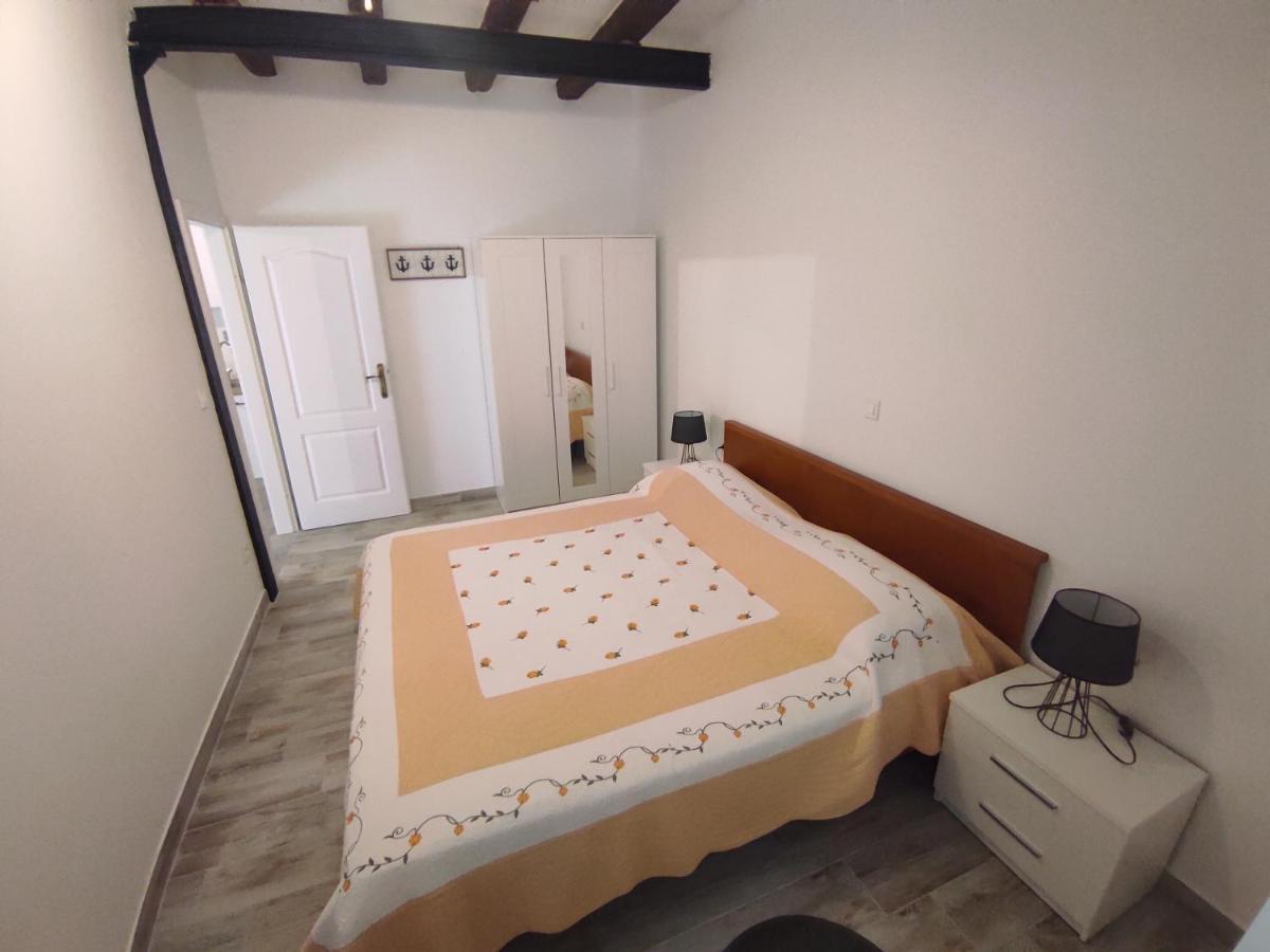 Apartments Bepi Komiža Dış mekan fotoğraf