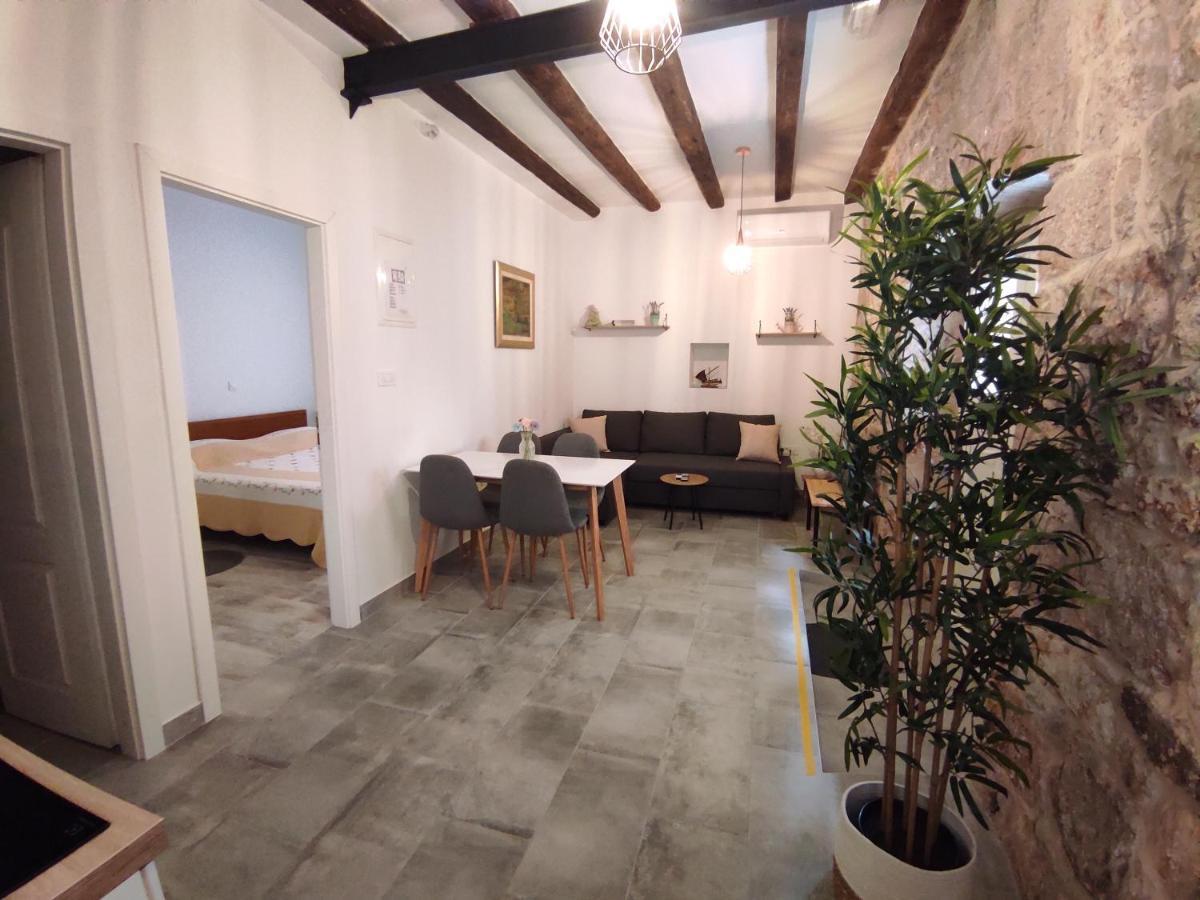 Apartments Bepi Komiža Dış mekan fotoğraf
