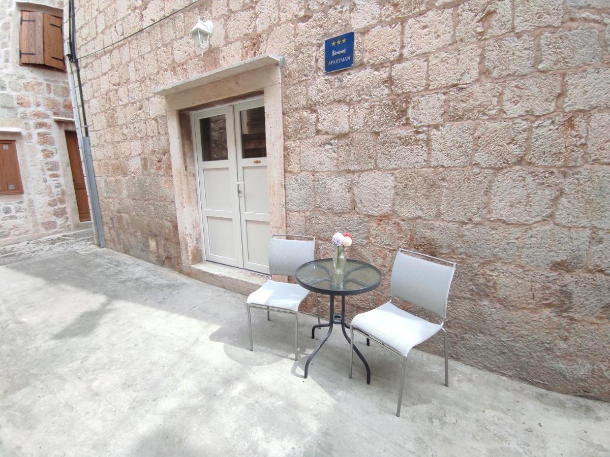 Apartments Bepi Komiža Dış mekan fotoğraf