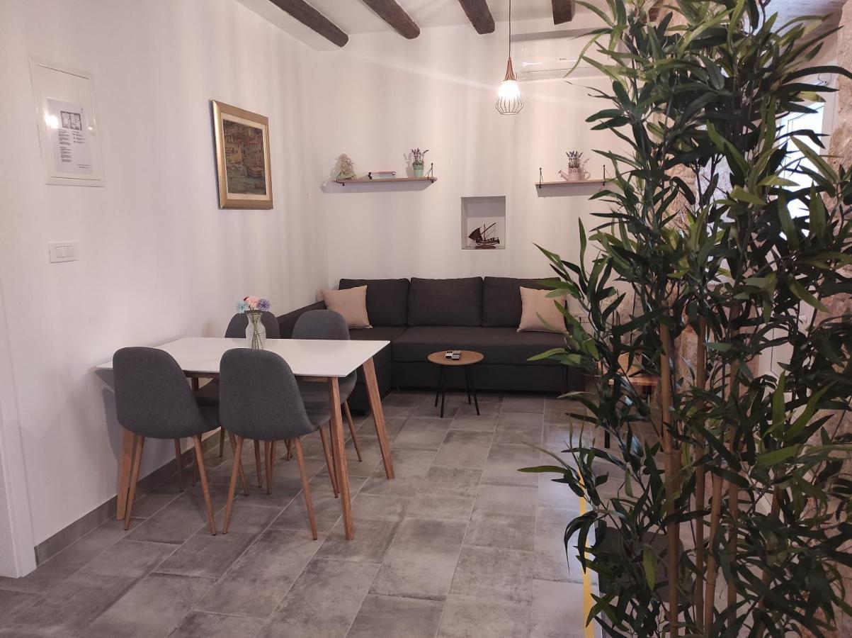 Apartments Bepi Komiža Dış mekan fotoğraf